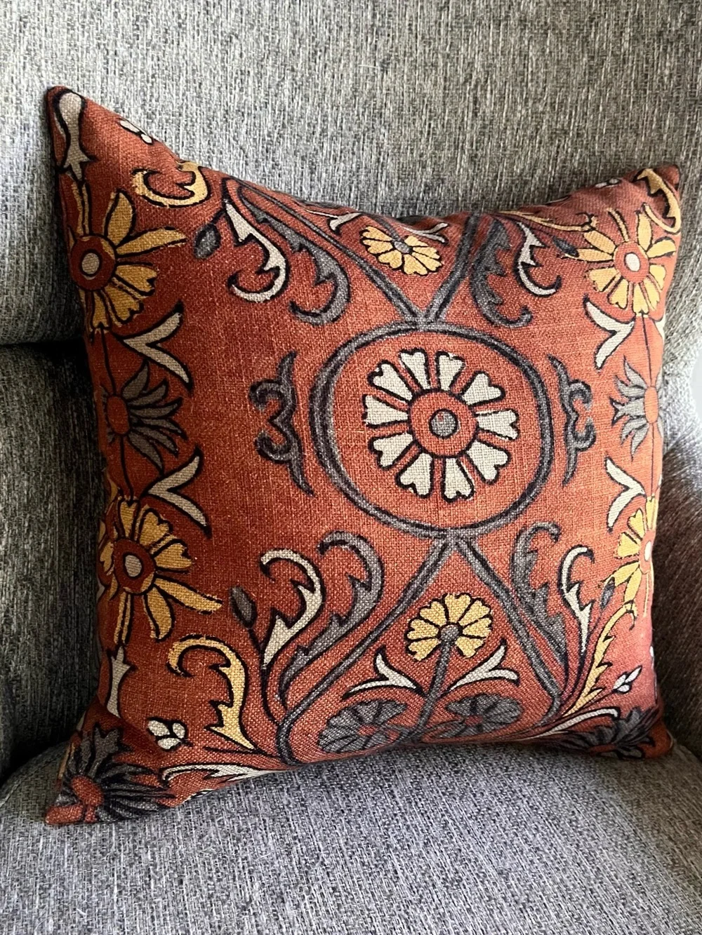 1 Rust Floral Decorative Throw Pillow Cover - Unbranded